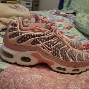 Nike Women's Pink and Gray Sneakers